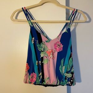 Express Flowy Crop, Size Small